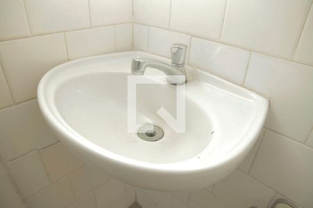 Casa à venda com 290m², 5 quartos e 4 vagasBanheiro 2