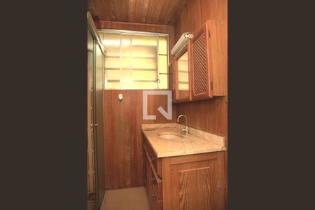 Casa à venda com 290m², 5 quartos e 4 vagasBanheiro 1