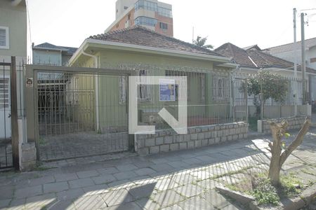 Casa à venda com 290m², 5 quartos e 4 vagasFachada