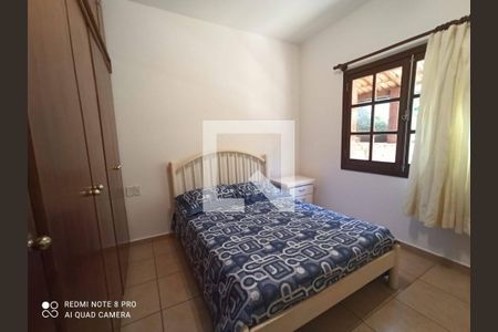 Casa de condomínio à venda com 385m², 5 quartos e 6 vagas Casa de condomínio à venda com 385m², 5 quartos e 6 vagasQuarto 4