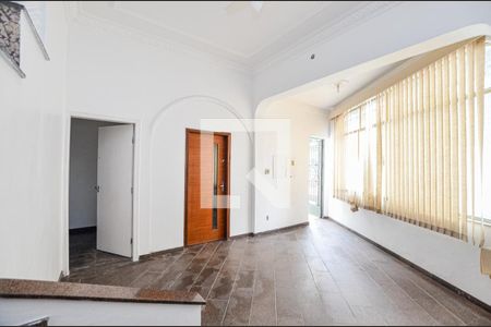 Sala de casa à venda com 6 quartos, 550m² em São Domingos, Niterói