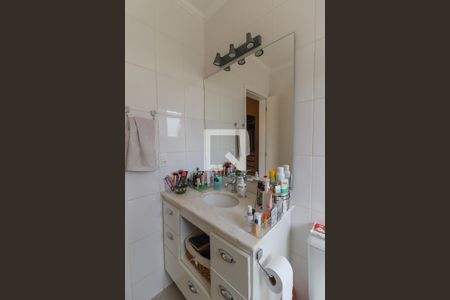 Casa de condomínio para alugar com 157m², 4 quartos e 3 vagas Casa de condomínio para alugar com 157m², 4 quartos e 3 vagasBanheiro da Suíte