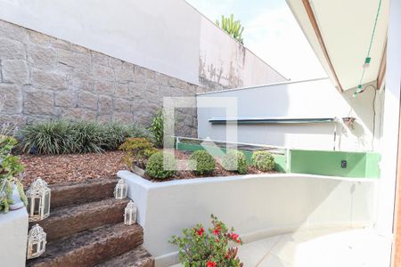 Casa de condomínio para alugar com 157m², 4 quartos e 3 vagas Casa de condomínio para alugar com 157m², 4 quartos e 3 vagasQuintal