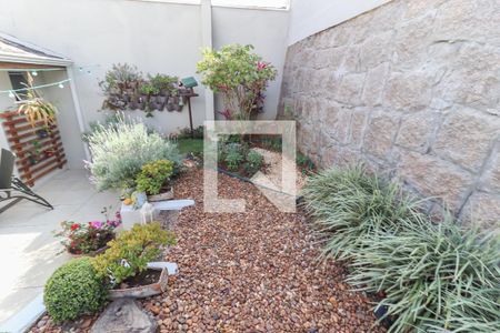 Casa de condomínio para alugar com 157m², 4 quartos e 3 vagas Casa de condomínio para alugar com 157m², 4 quartos e 3 vagasQuintal