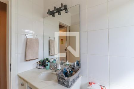 Casa de condomínio para alugar com 157m², 4 quartos e 3 vagas Casa de condomínio para alugar com 157m², 4 quartos e 3 vagasBanheiro