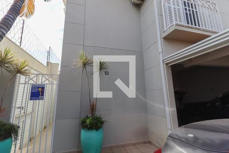 Casa de condomínio para alugar com 157m², 4 quartos e 3 vagas Casa de condomínio para alugar com 157m², 4 quartos e 3 vagasFachada
