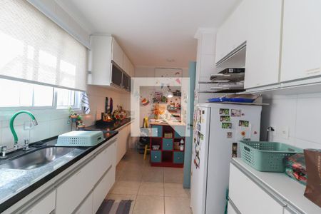 Casa de condomínio para alugar com 157m², 4 quartos e 3 vagas Casa de condomínio para alugar com 157m², 4 quartos e 3 vagasCozinha