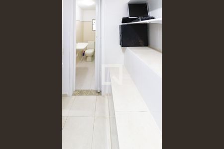 Apartamento para alugar com 350m², 4 quartos e 2 vagas Apartamento para alugar com 350m², 4 quartos e 2 vagasDespensa do escritório