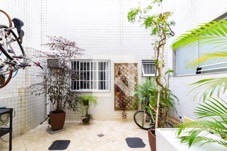 Apartamento para alugar com 350m², 4 quartos e 2 vagas Apartamento para alugar com 350m², 4 quartos e 2 vagasDetalhe da área de serviço