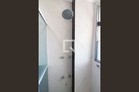 Apartamento para alugar com 350m², 4 quartos e 2 vagas Apartamento para alugar com 350m², 4 quartos e 2 vagasDetalhe do banheiro da suíte 2