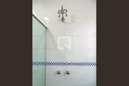Apartamento para alugar com 350m², 4 quartos e 2 vagas Apartamento para alugar com 350m², 4 quartos e 2 vagasDetalhe do banheiro da suíte 3