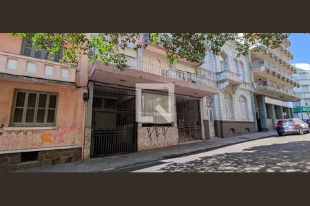 Apartamento à venda com 79m², 1 quarto e sem vaga Apartamento à venda com 79m², 1 quarto e sem vagaFachada do Prédio