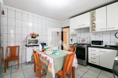 Casa à venda com 160m², 2 quartos e 2 vagasCozinha