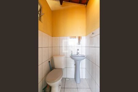 Casa à venda com 160m², 2 quartos e 2 vagasBanheiro 3 