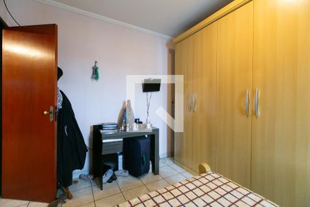 Casa à venda com 160m², 2 quartos e 2 vagasSuíte