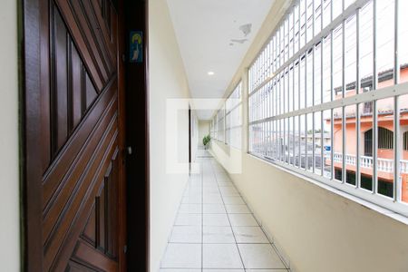 Casa à venda com 160m², 2 quartos e 2 vagasCorredor - Entrada 
