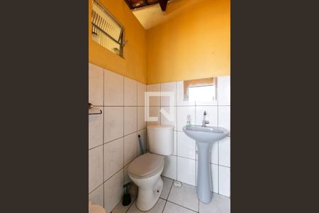 Casa à venda com 160m², 2 quartos e 2 vagasBanheiro 3 