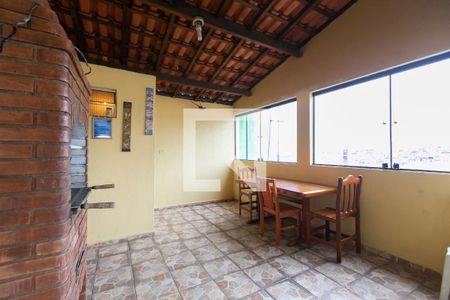 Casa à venda com 160m², 2 quartos e 2 vagasTerraço