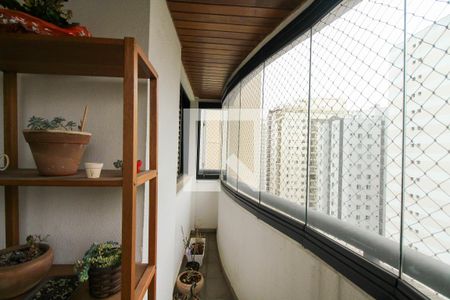 Sacada de apartamento para alugar com 3 quartos, 75m² em Tatuapé, São Paulo