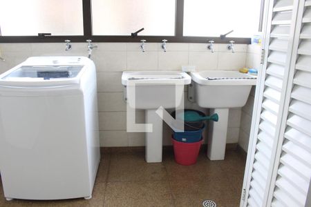 Apartamento à venda com 380m², 4 quartos e 5 vagasÁrea de Serviço