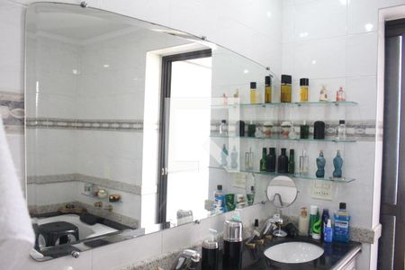 Apartamento à venda com 380m², 4 quartos e 5 vagasBanheiro da Suíte 4