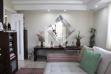 Apartamento à venda com 380m², 4 quartos e 5 vagasSala