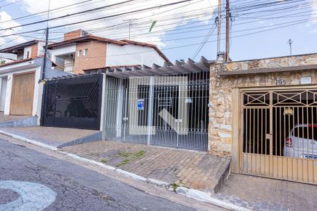 Casa à venda com 85m², 3 quartos e 2 vagasFachada