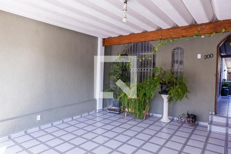 Casa à venda com 85m², 3 quartos e 2 vagasGaragem