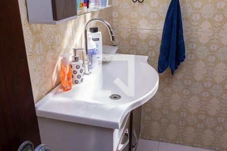 Casa à venda com 85m², 3 quartos e 2 vagasBanheiro 1