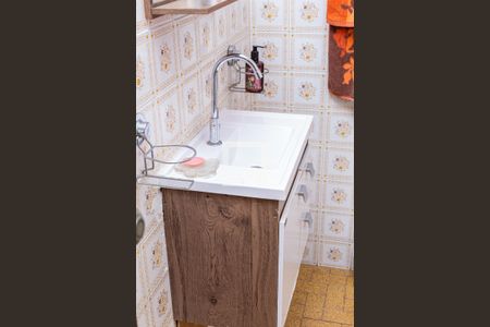 Casa à venda com 85m², 3 quartos e 2 vagasBanheiro 2