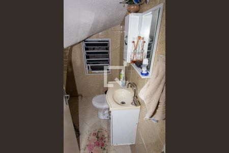 Casa à venda com 200m², 3 quartos e 3 vagasBanheiro 2