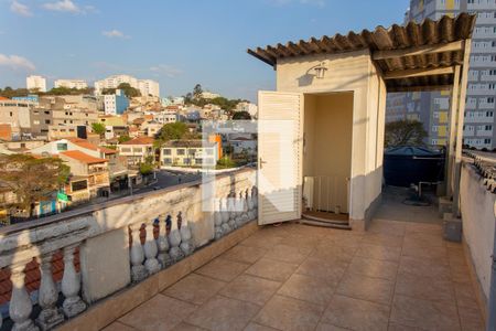 Casa à venda com 200m², 3 quartos e 3 vagasÁrea externa