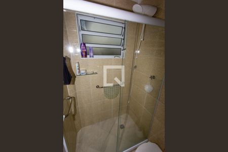 Casa à venda com 200m², 3 quartos e 3 vagasBanheiro da Suíte