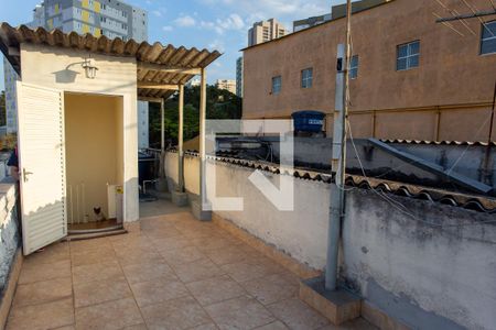 Casa à venda com 200m², 3 quartos e 3 vagasÁrea externa