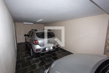 Casa à venda com 200m², 3 quartos e 3 vagasGaragem