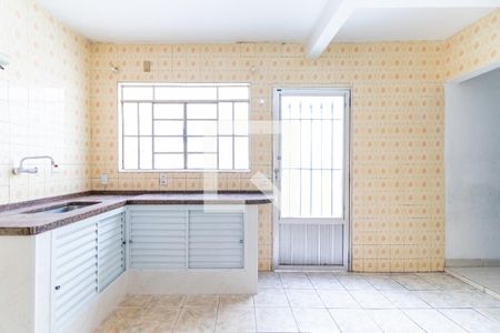 Casa à venda com 111m², 3 quartos e 2 vagasCozinha