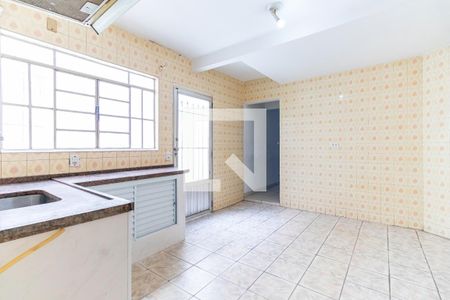 Casa à venda com 111m², 3 quartos e 2 vagasCozinha