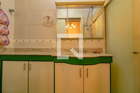 Casa à venda com 160m², 2 quartos e 2 vagasBanheiro 