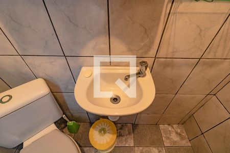 Casa à venda com 160m², 2 quartos e 2 vagasBanheiro 