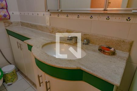 Casa à venda com 160m², 2 quartos e 2 vagasBanheiro 