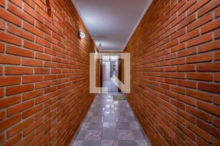 Casa à venda com 160m², 2 quartos e 2 vagasCorredor