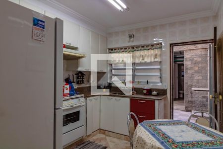 Casa à venda com 160m², 2 quartos e 2 vagasCozinha