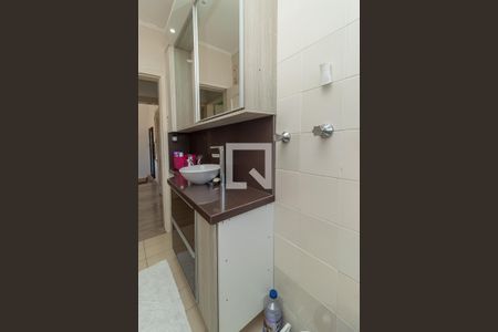 Casa à venda com 200m², 5 quartos e 2 vagas Casa à venda com 200m², 5 quartos e 2 vagasBanheiro 2