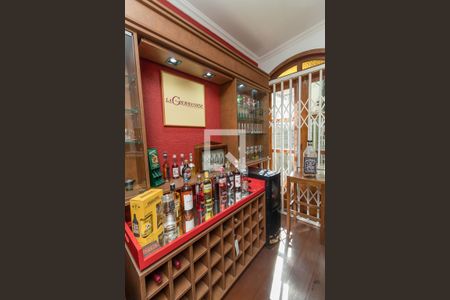 Sala de casa à venda com 5 quartos, 200m² em Jardim Itu Sabará, Porto Alegre