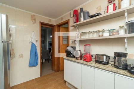 Casa à venda com 200m², 5 quartos e 2 vagas Casa à venda com 200m², 5 quartos e 2 vagasCozinha