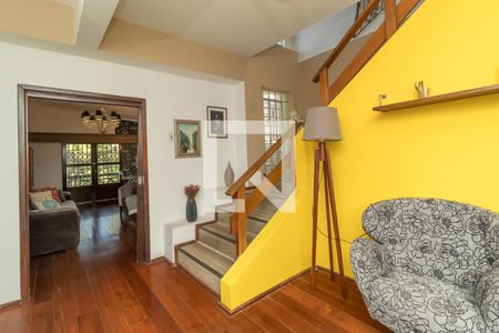 Sala 2 de casa à venda com 5 quartos, 200m² em Jardim Itu Sabará, Porto Alegre