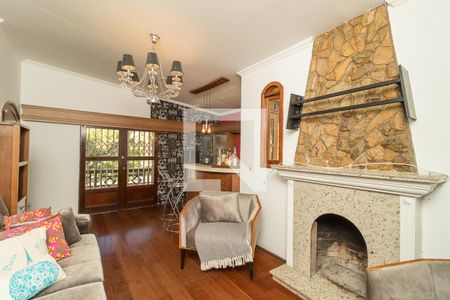 Sala de casa à venda com 5 quartos, 200m² em Jardim Itu Sabará, Porto Alegre