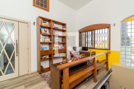 Casa à venda com 200m², 5 quartos e 2 vagas Casa à venda com 200m², 5 quartos e 2 vagasMesanino