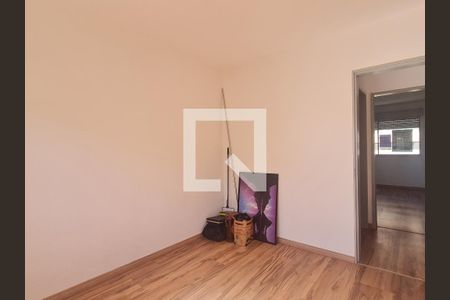 Quarto 2 de apartamento à venda com 3 quartos, 80m² em Jardim Itu, Porto Alegre