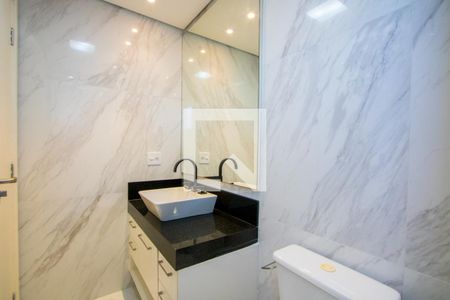 Apartamento para alugar com 73m², 2 quartos e 2 vagas Apartamento para alugar com 73m², 2 quartos e 2 vagasBanheiro do quarto 1